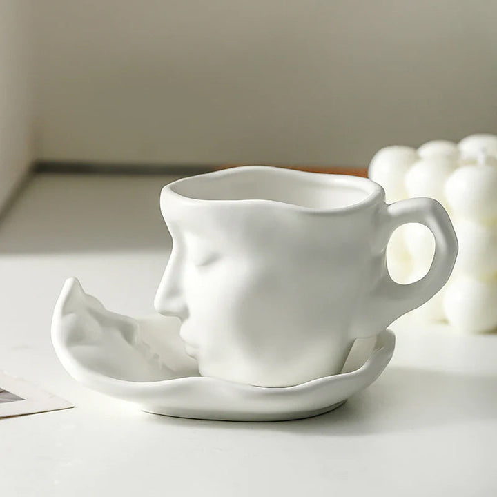 Viskana KissMug – The fusion of art, love & coffee pleasure