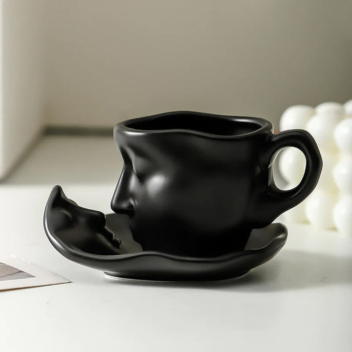 Viskana KissMug – The fusion of art, love & coffee pleasure