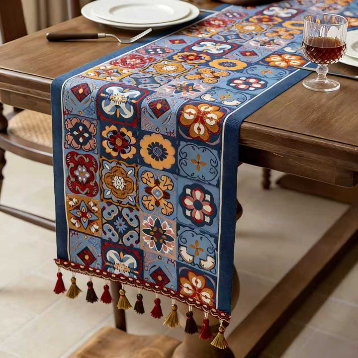 Viskana European and American - Style Chenille Tablecloth