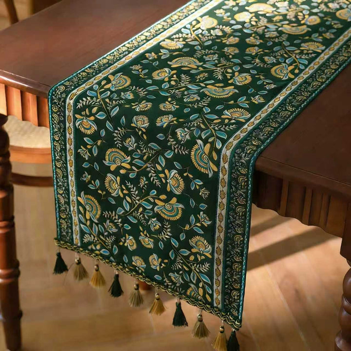 Viskana European and American - Style Chenille Tablecloth