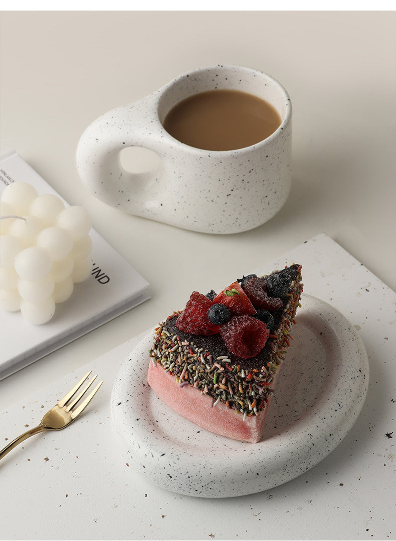Timeless Elegance - Minimalist Porcelain Cup and Saucer Set Viskana