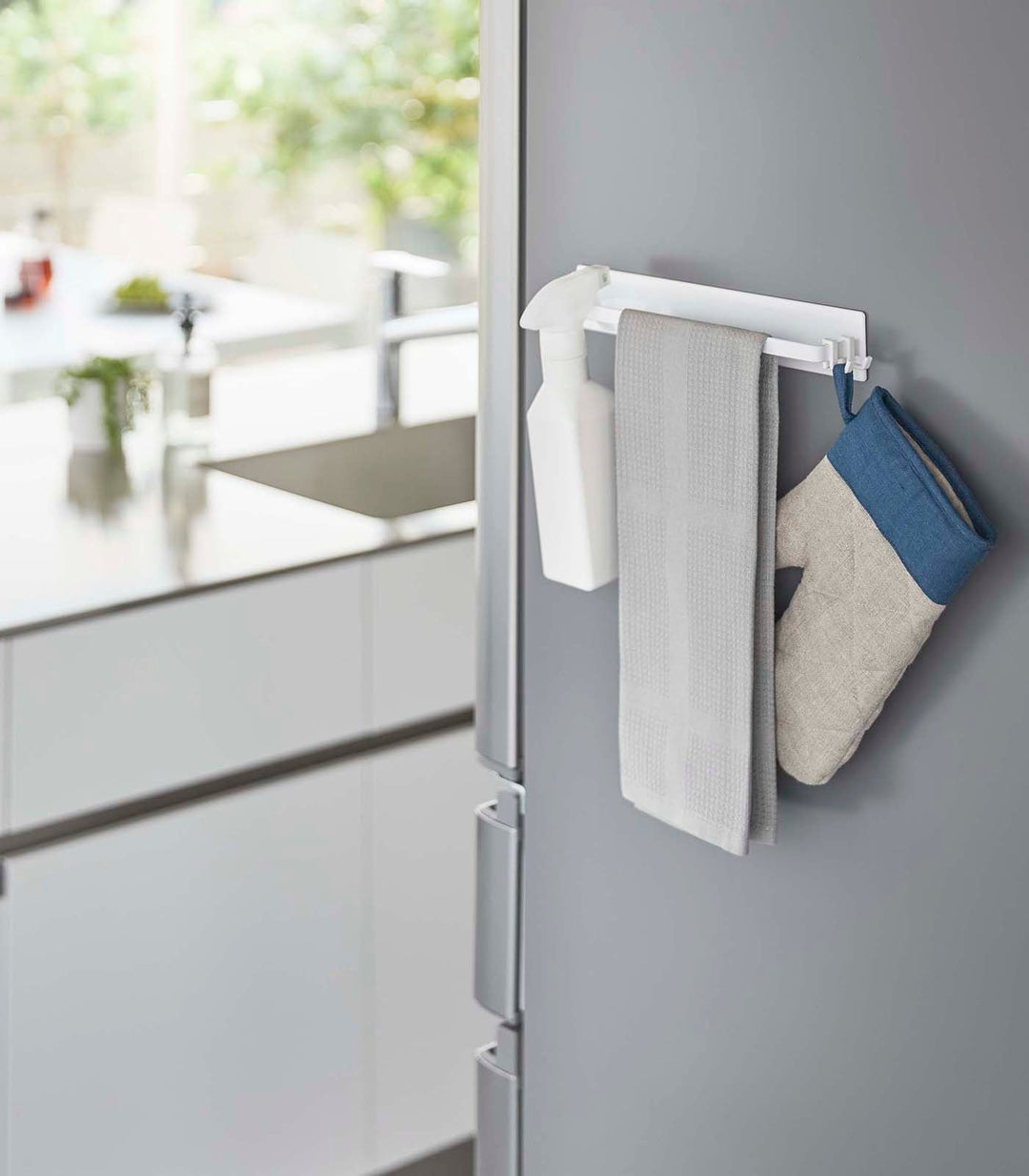 Viskana Magnetic Kitchen Towel Holder - Stainless Steel