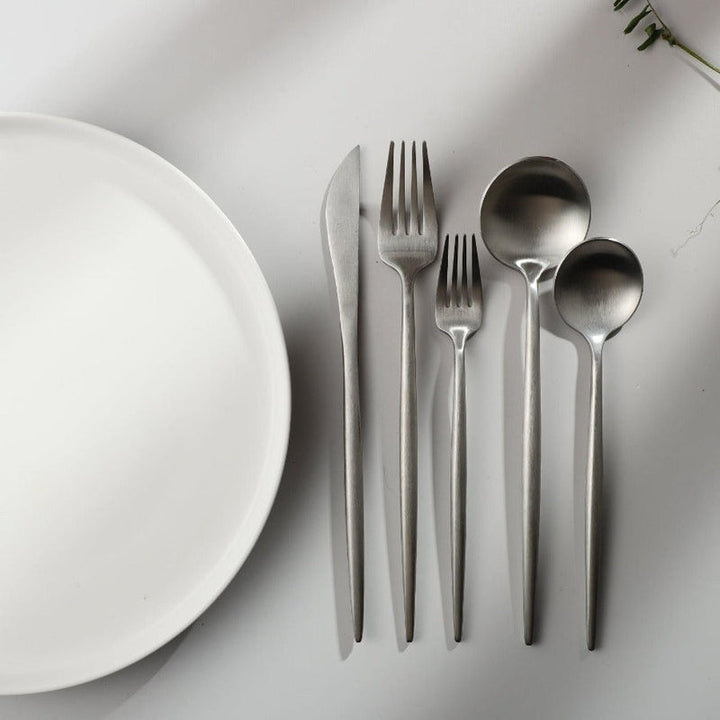 Viskana Minimalist Luxury Cutlery Set – 20 pieces, Titanium & Stainless Steel