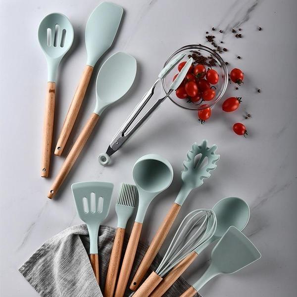 Rustic Kitchen Utensils with Wooden Handles Viskana