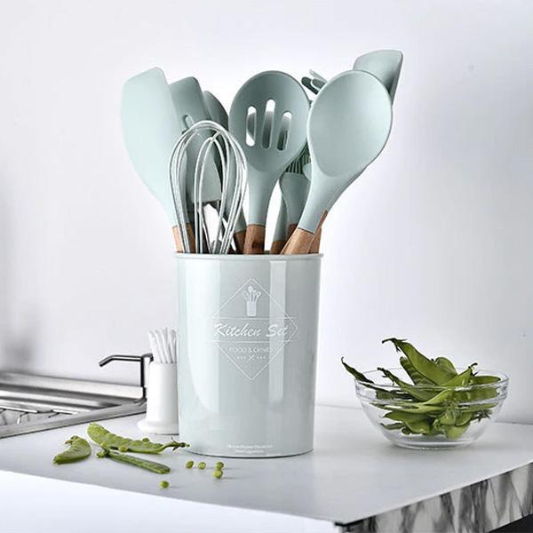 Rustic Kitchen Utensils with Wooden Handles Viskana