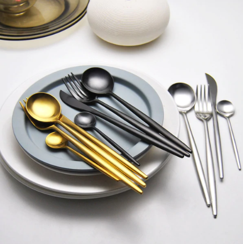 Viskana Luxury 24-Piece Gold-Silver Cutlery Set for Stylish Table Setting