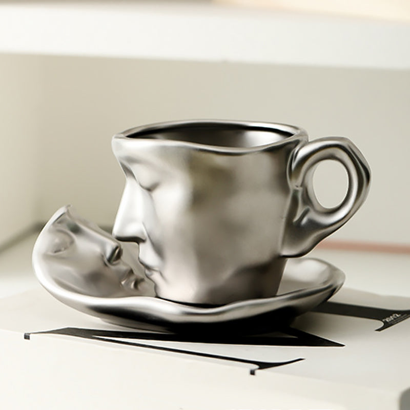 Viskana KissMug – The fusion of art, love & coffee pleasure
